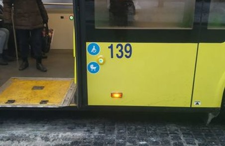 У Львові в нових тролейбусах не працює опалення