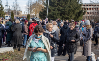 Львівські медики з Винниківського госпіталю, які не хотіли приймати евакуйованих українців, вимагають притягнути владу до відповідальності