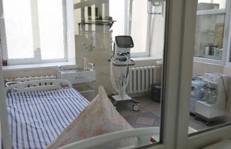 На лікуванні у Львівській обласній інфекційній клінічній лікарні перебуває 61 пацієнт