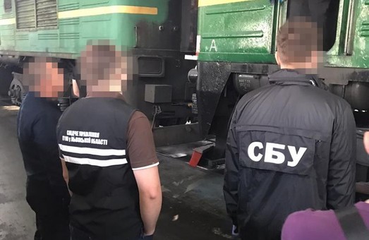 СБУ впіймала львівських посадовців на мільйонній контрабанді російських запчастин