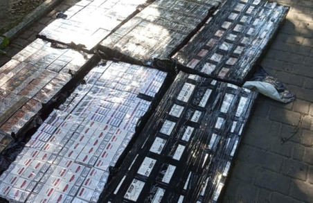 На Волині у вантажному поїзді виявили 6 тисяч пачок цигарок, які намагалися вивести у Польщу