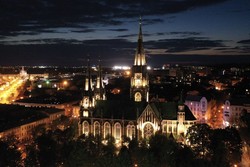У Львові із початку року підсвітили десяток храмів (ФОТО)