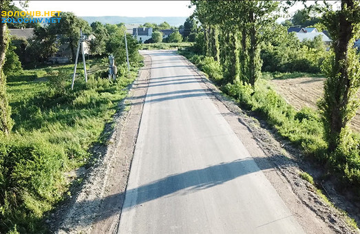 Бізнес спонсорував частину коштів на ремонт дороги в селі Хильчиці на Львівщині