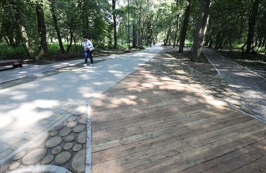 У Львові проводять реконструкцію парку «Білогорща»
