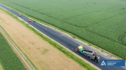 На ділянці автодороги Т-14-25 Миколаїв – Бібрка на Львівщині уже влаштували верхній шар покриття із асфальтобетону