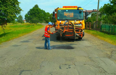 У Стрийському районі на Львівщині почали ремонтувати дороги, які не були включені у план