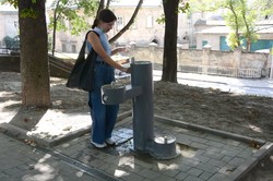 У Львові змонтували іще три питних фонтани