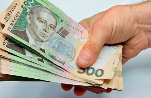 На Львівщині зловмисник оформив на свою співмешканку кредити на суму майже 100 тисяч гривень