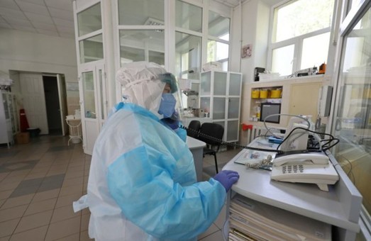 Коронавірус не відпочиває – у неділю на Львівщині виявили іще 128 інфікованих SARS-COV-2