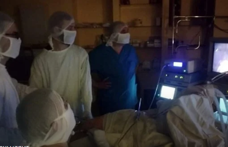 У львівській лікарні «Охмадит» прооперували 15-річного підлітка із наскрізним отвором у шлунку