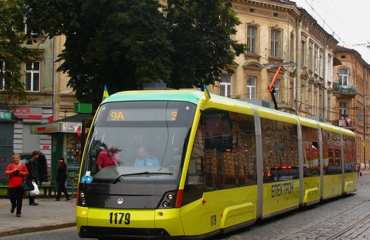 Найдовший трамвай Львова – рідкий гість  на маршрутах