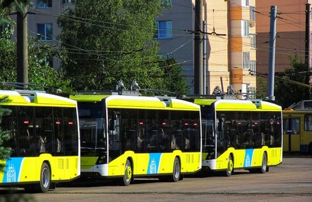 У тролейбусне депо Львова доставили іще одну партію нових тролейбусів