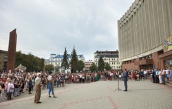 У Івано-Франківську протестували проти «червоної» карантинної зони, в яку потрапило місто