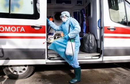 На Львівщині протягом минулої доби із приводу COVID-19 до лікарів звернулося 475 осіб