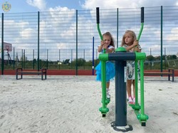 У Зубрі біля Львова учора відкрили новий спортивно-розважальний комплекс