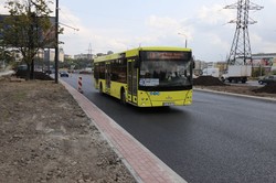 У Львові учора відкрили для руху транспорту вулиці Хуторівку (ФОТО)