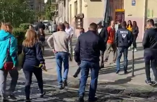 У Львові підприємці перекривають вулицю Івана Гонти