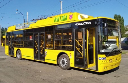Тролейбуси, виготовлені у Луцьку, почали курсувати у двох містах Полтавщини