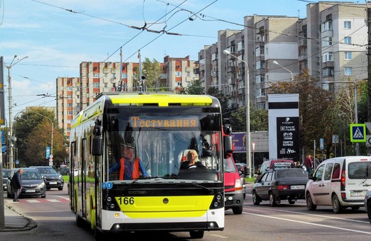 У Львові тестують нові тролейбуси «Електрон» із останньої партії