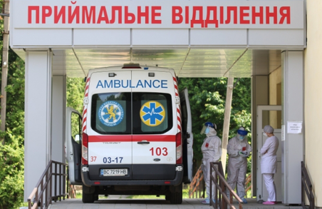 В Україні учора зафіксували майже 5400 нових випадків COVID-19, антилідер – Харківщина