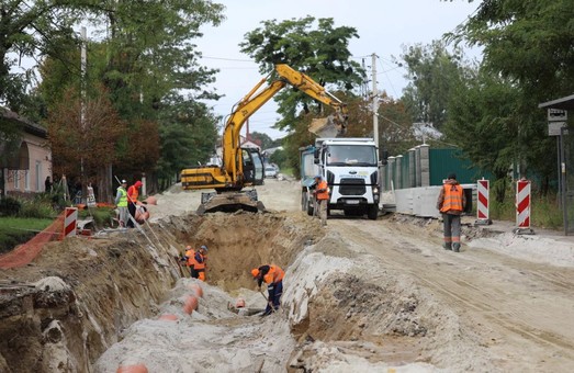 Мер Львова обіцяє завершити ремонт вулиці Личаківської до кінця жовтня