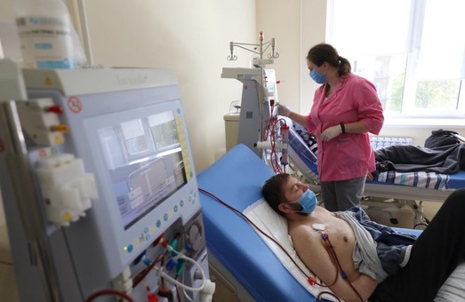 У Львові відкрили уже третій центр гемодіалізу із апаратами «штучна нирка» – у «лікарні на Топольній»