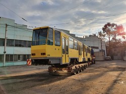 До Запоріжжя привезли трамваї, які у Садового обіцяли закупити для Львова