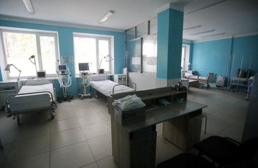 У комунальних лікарнях Львова збільшують кількість «ковідних» ліжок