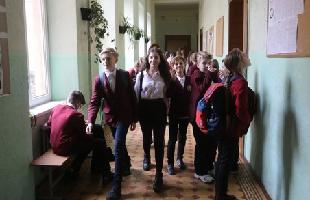 У Львові 2 листопада до шкіл прийшло біля 80% учнів, а до садочків – біля половини вихованців
