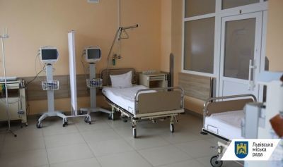 У Львові через складну ситуацію з поширенням Covid-19 розгортають додаткові ліжкомісця для хворих