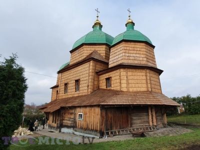 У Львовській області повертають історичний вигляд 250-річній унікальній церкві