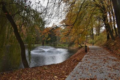 У Львові відновили озеро та громадський простір навколо нього