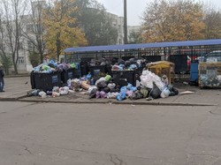 У Львові на Сихові знову переповнені смітники