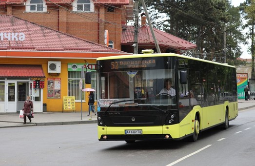 У Львові автобуси маршруту № 52 курсуватимуть до Львівської духовної семінарії УГКЦ у Рудному