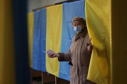 У Львові відкрилися і працюють усі виборчі дільниці (ФОТО)