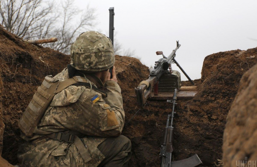 Учора бойовики обстрілювали позиції українських військовиків біля Катеринівки та Попасної