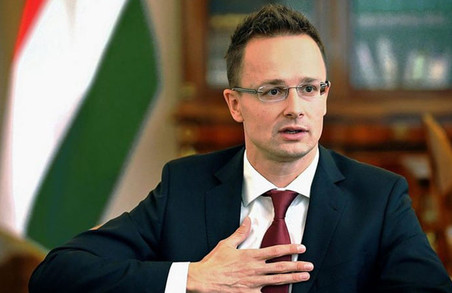 Угорський міністр Сійярто скаржиться на Україну в ЄС