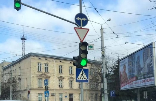 У Львові відновлять «зелену стрілку» на світлофорі на розі Кульпарківської і Городоцької