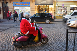 Казкові знимки передноворічного Львова: як прикрасили місто (ФОТО)
