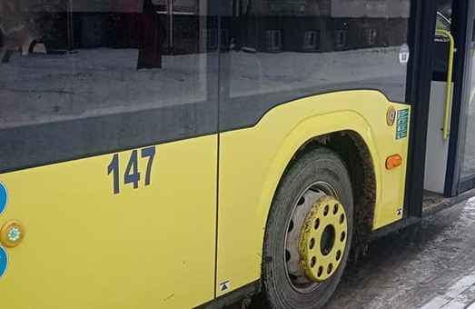 Львів’яни скаржаться на холод у громадському транспорті