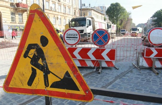 Із середи у Львові закривають рух транспорту на ділянці вулиці Грюнвальдської