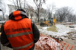 У Львові триває реконструкція вулиці Степана Бандери – замінюють водогін та каналізаційний колектор (ФОТО_