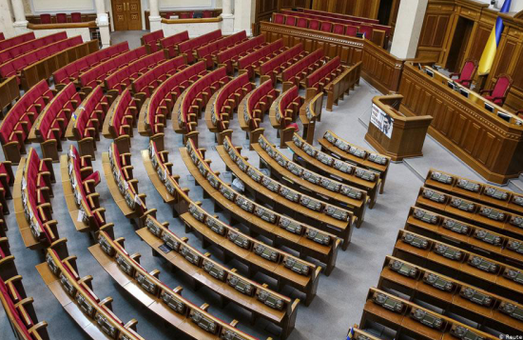Парламентарії вимагають від Харківської міськради рішення про дострокове припинення повноважень Кернеса