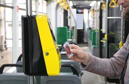 Перші валідатори «е-квитка» у громадському транспорті Львова мають з’явитися навесні цього року