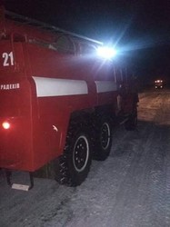 У п’ятницю біля Радехова на Львівщині рятувальники визволяли автобус із снігового полону