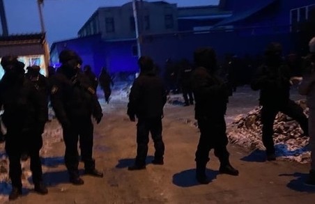 Боротьба за харківський завод лінолеуму «Алексвуд»: на чиїй стороні поліція?