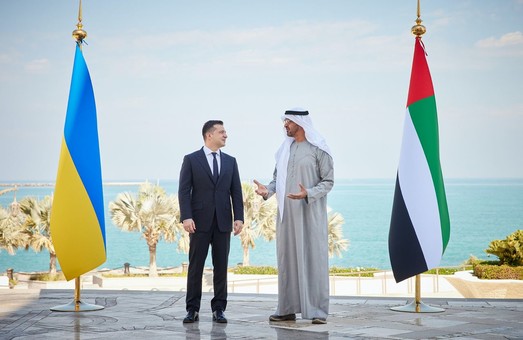 Зеленський у ОАЕ домовився про покращення співпраці в сферах туризму та інвестицій