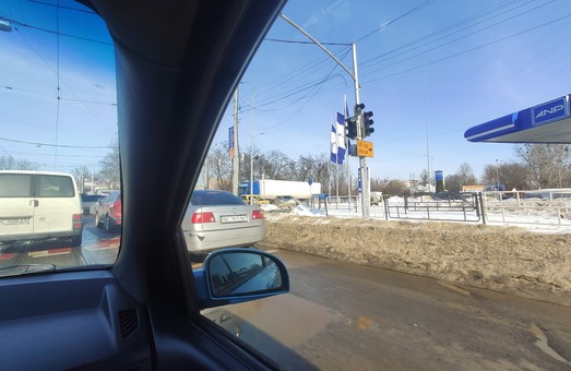 У Львові на перехресті вулиць Промислової і Липинського не працює світлофор