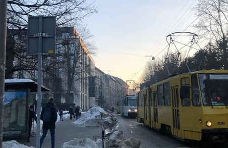 У Львові зранку зупинилися трамваї двох маршрутів