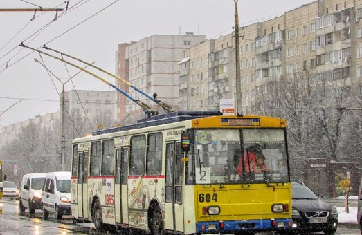 Від завтра у Львові на маршрути буде виїздити більше тролейбусів